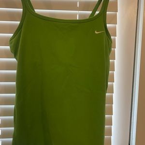 Nike work out tank, built in bra, adjustable straps, XL